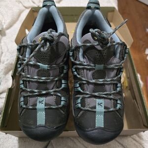 Keen Gray and Teal Athletic Shoes